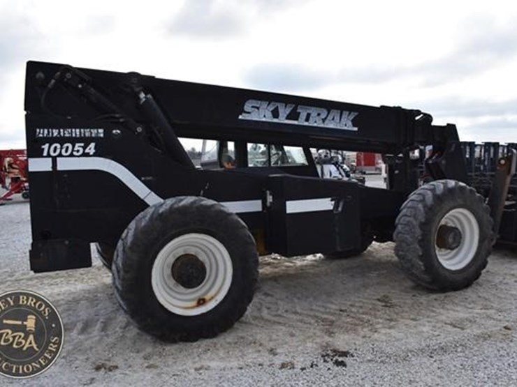 sky-trak-10054-image-22