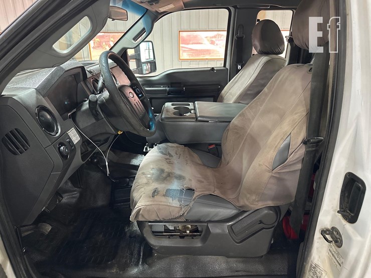 2015-ford-f550-image-10