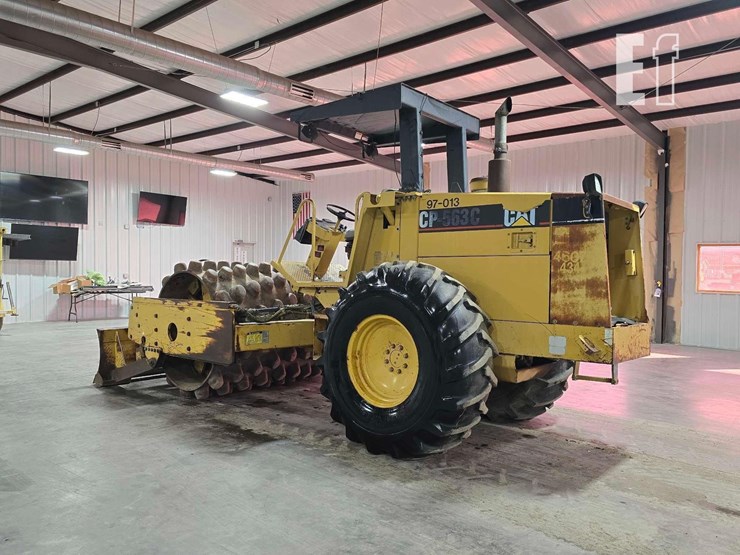 1995-caterpillar-cp-563c-image-4