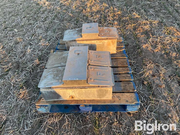 franklin-hog-waterers-image-2