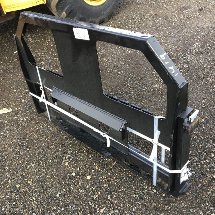 Unused GIYI Forks & Carriage,