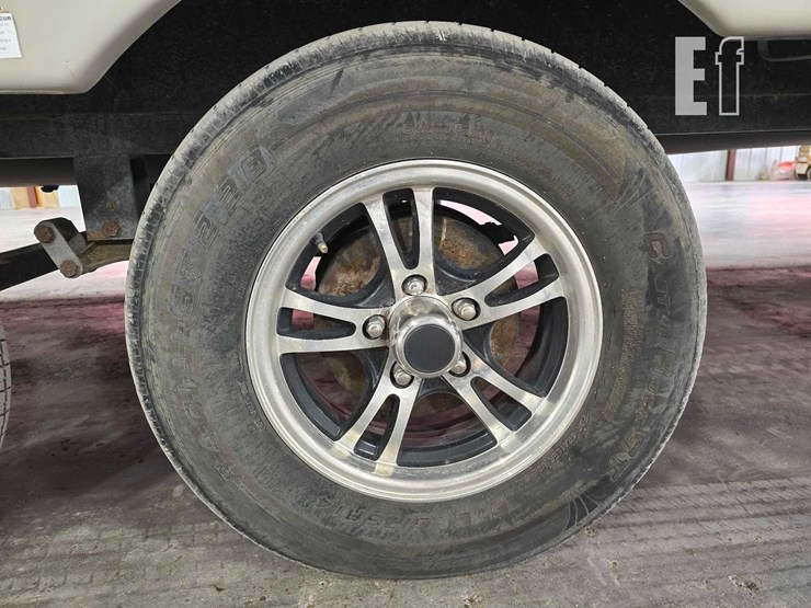 2016-crossroads-sunset-trail-ultra-lite-237bh-image-20