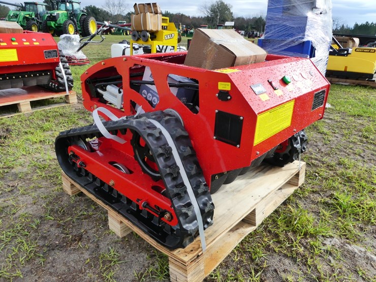 mms-750-remote-control-lawn-mower-image-3