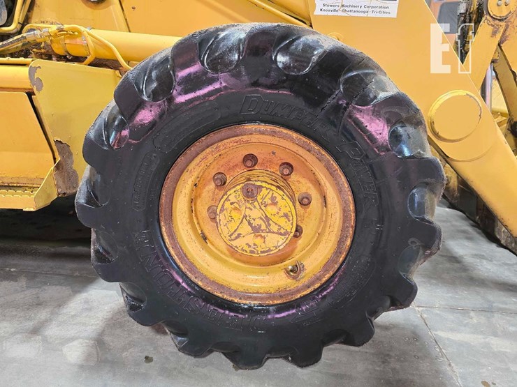 2001-caterpillar-420d-image-26