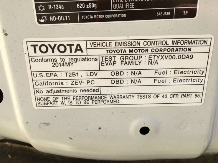 2014-toyota-rav4-image-12