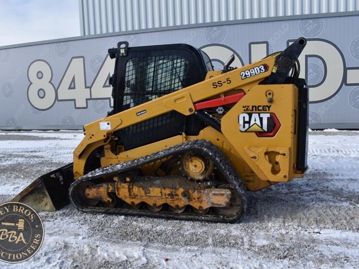 2020-caterpillar-299d3-image-4