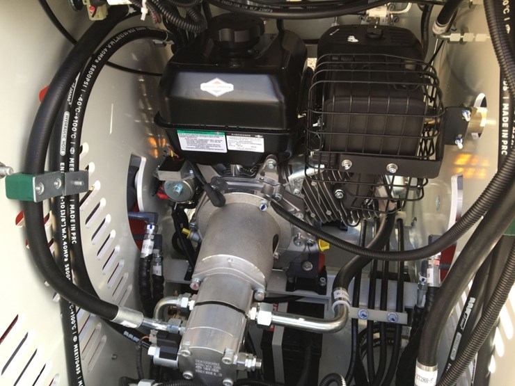 unused-2025-battler-st28h-6-compact-stand-on-image-7