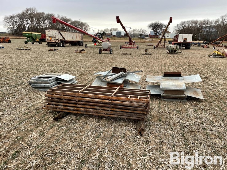 hog-farrow-crates-image-6