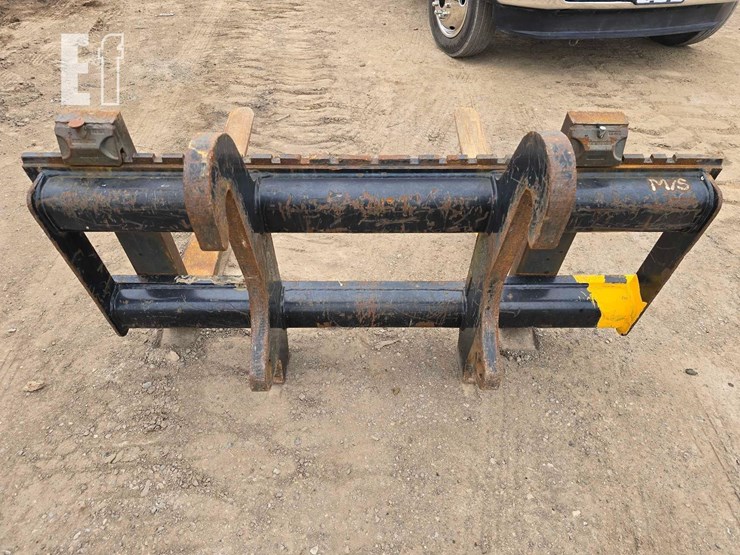 caterpillar-420e-image-4