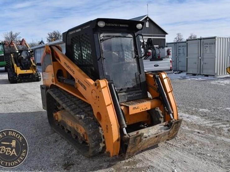 2020-mustang-2550rt-image-19