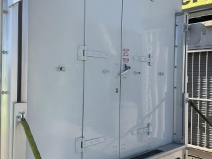 2018-freightliner-mt55-image-40