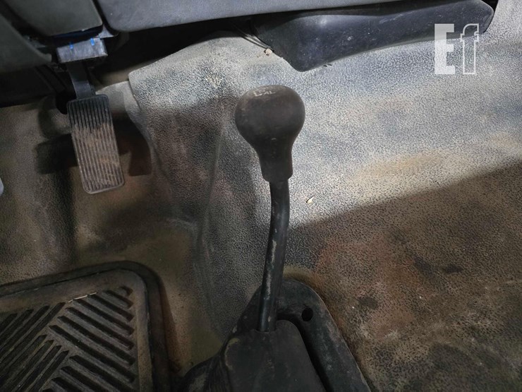 2006-ford-f550-image-15