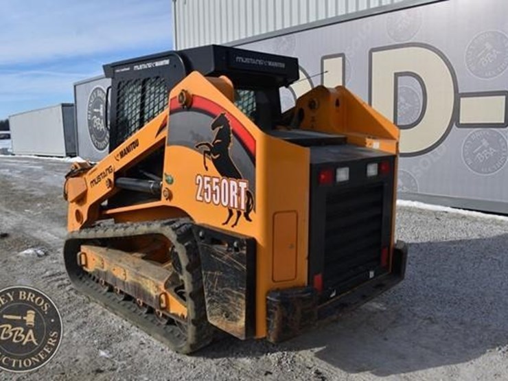 2020-mustang-2550rt-image-12