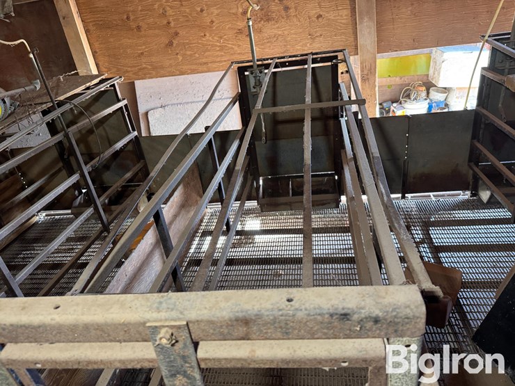 complete-farrowing-crates-image-12