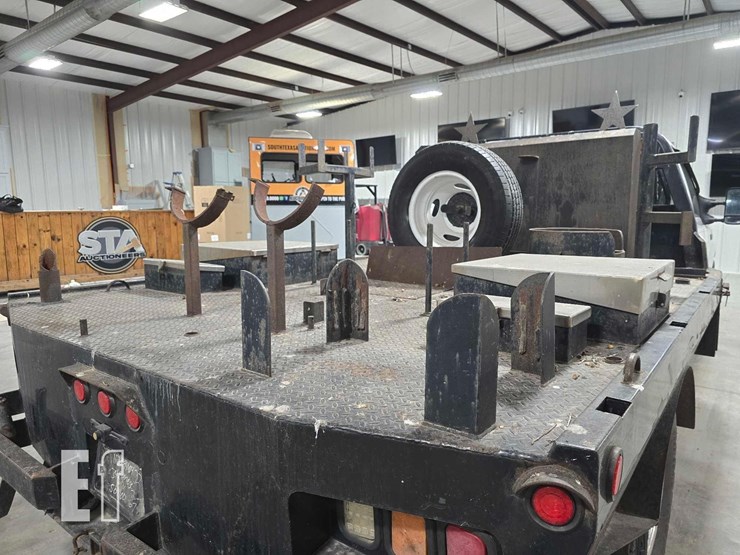 2004-ford-f350-image-16