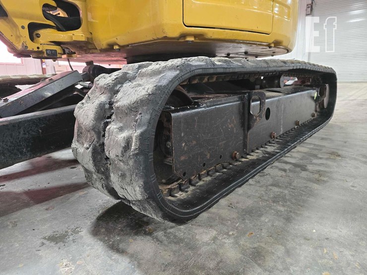 2021-caterpillar-303.5e2-cr-image-30