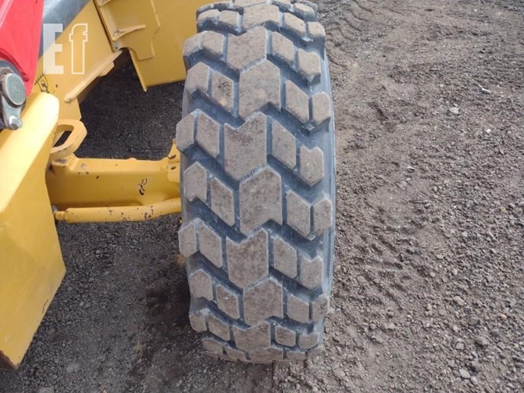 2019-deere-310sl-image-22