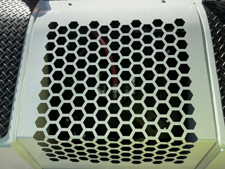 2024-eagle-ttr-6-aircraft-tug-image-14