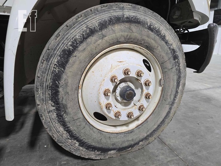 2009-international-durastar-4300-image-20