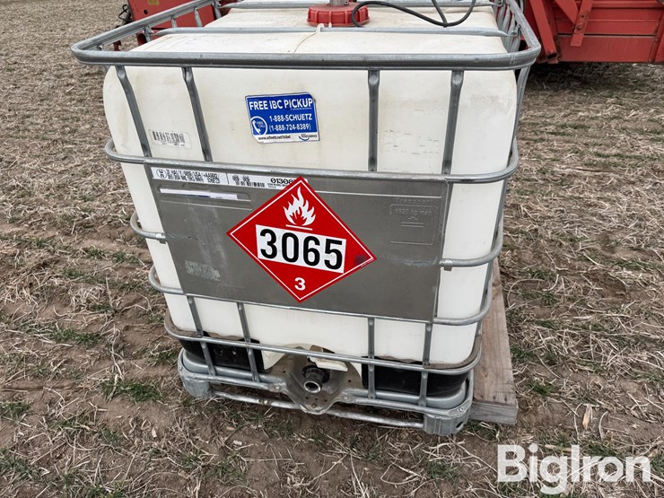 300-gallon-def-tank-image-18