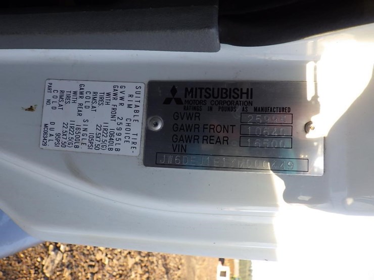 2000-mitsubishi-12'-s/a-hook-truck-image-34