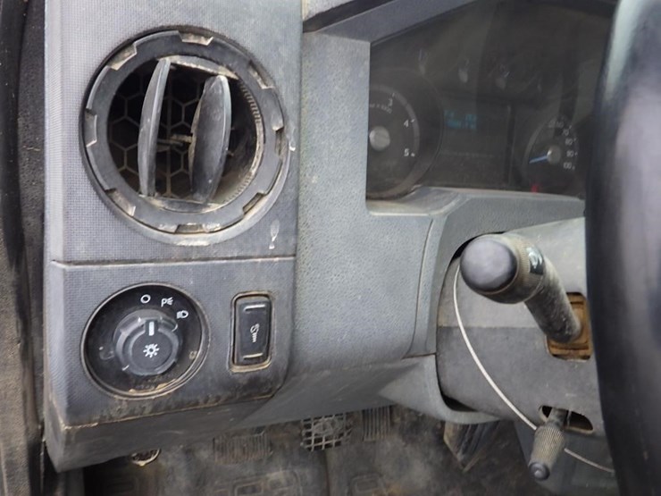 2015-ford-f750-image-25