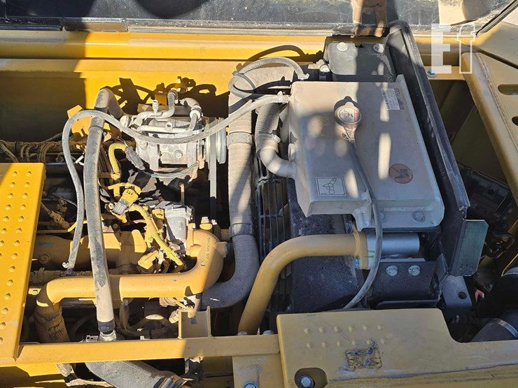 2018-caterpillar-313flgc-image-27