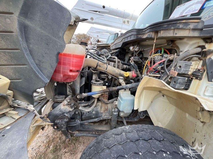 2010-international-durastar-4300-image-3