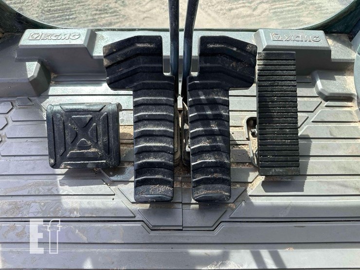 2023-xcmg-xe210u-image-14