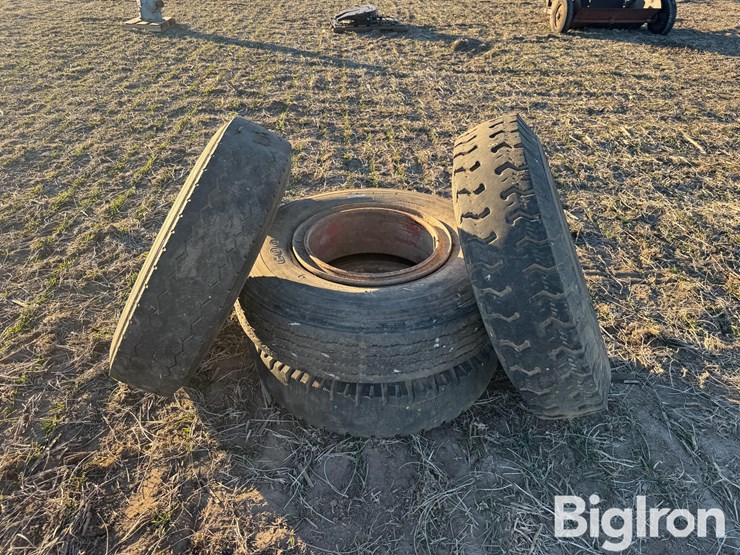 10.00r20-tires-&-rims-image-15