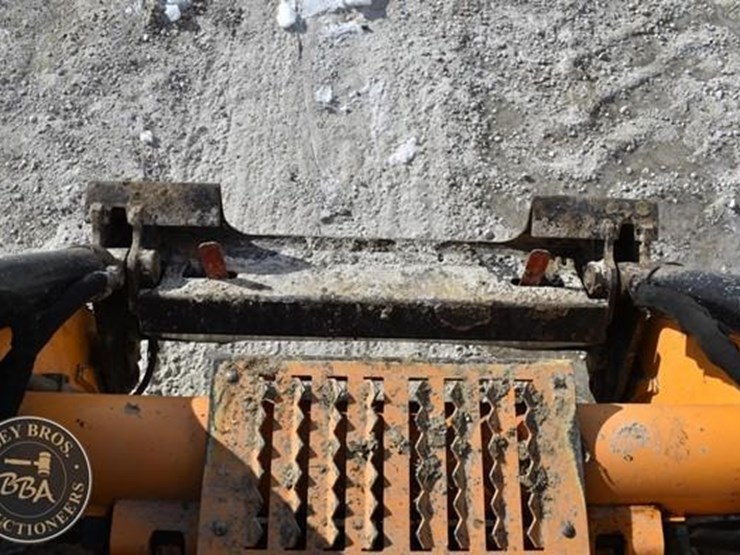 2020-mustang-2550rt-image-45