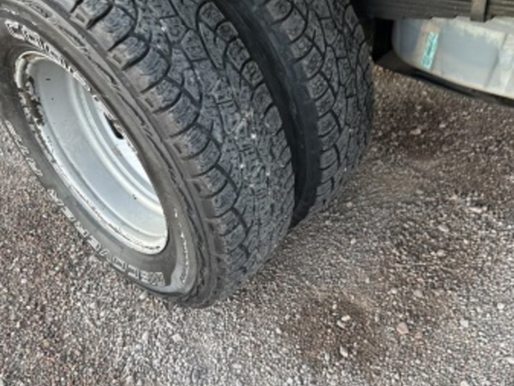 2009-ford-f350-image-9