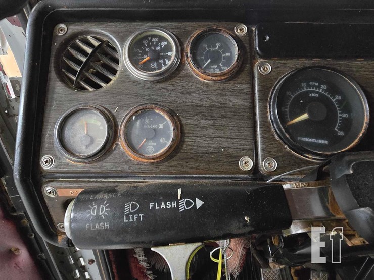 freightliner-image-12