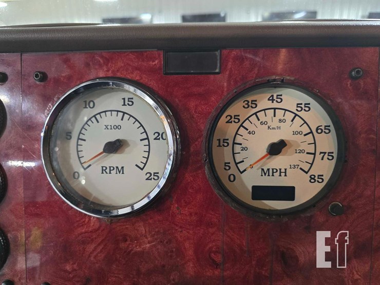 2004-international-paystar-5900-image-36