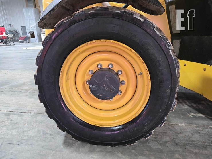 2018-caterpillar-tl1255d-image-26