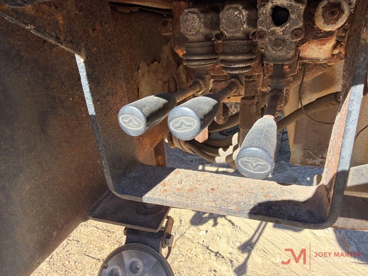 2008-international-7400-image-19