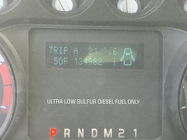 2014-ford-f550-image-22