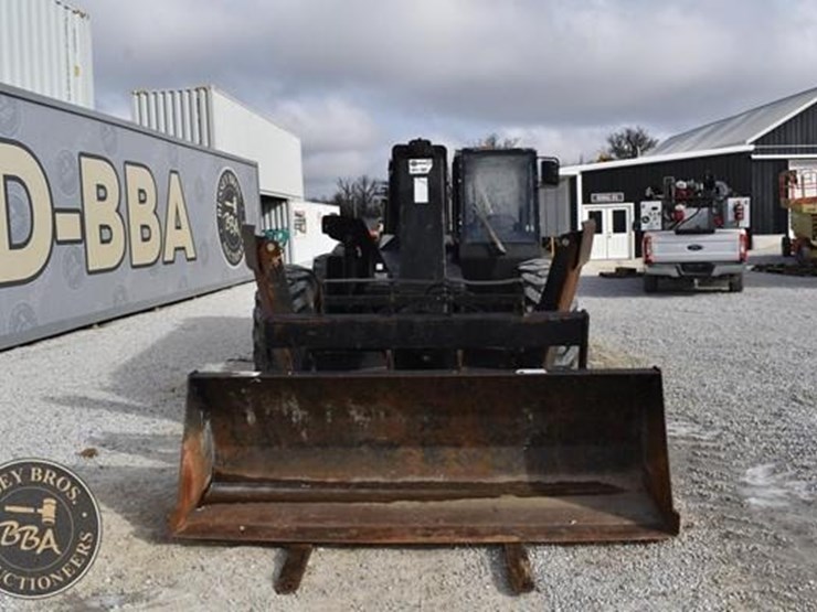 sky-trak-10054-image-12