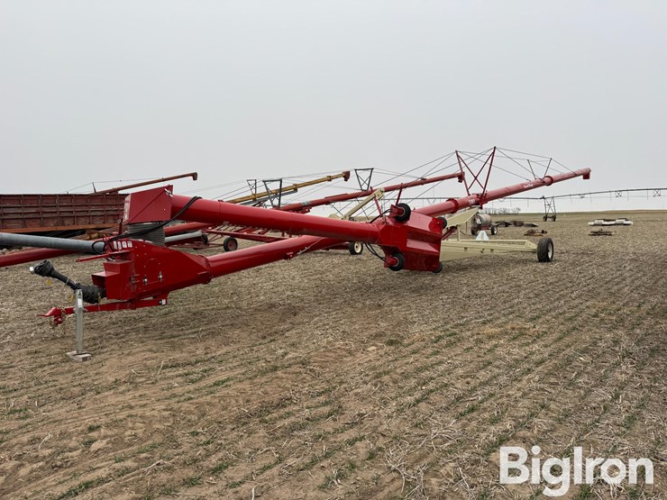farm-king-1385-auger-w/swing-out-hopper-image-1