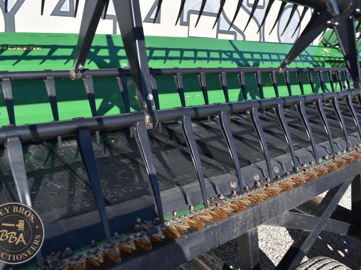 2020-john-deere-740fd-image-33