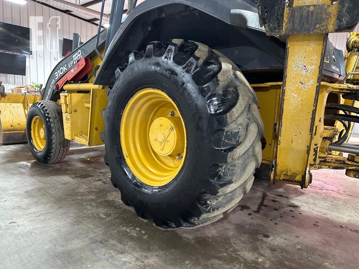 2014-deere-310k-ep-image-33