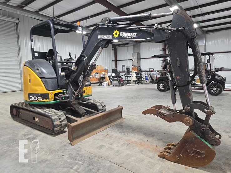 2018-deere-30g-image-2