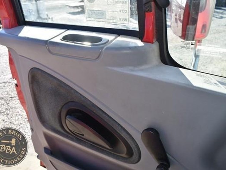 2007-international-durastar-4300-image-50