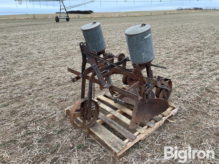 antique-planter-image-1