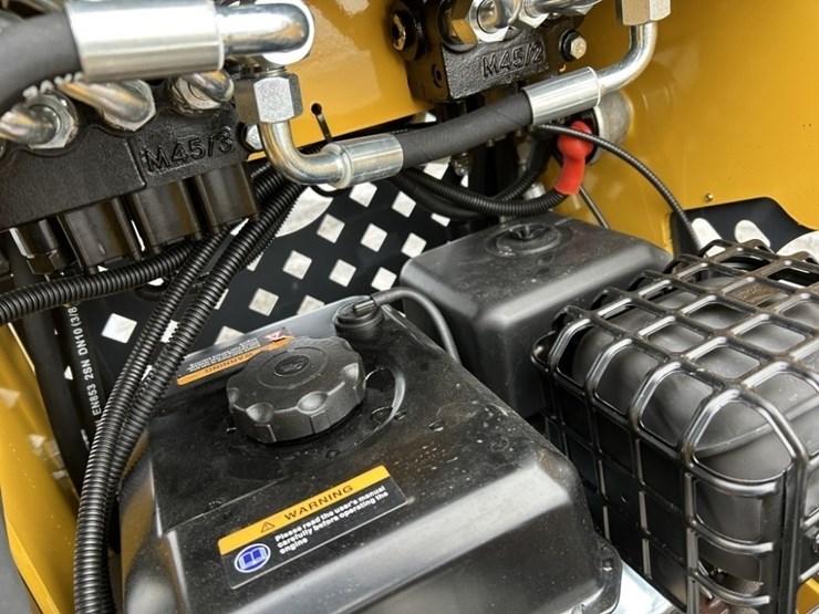 2025-sdlanch-sdll60-mini-compact-track-loader-image-20