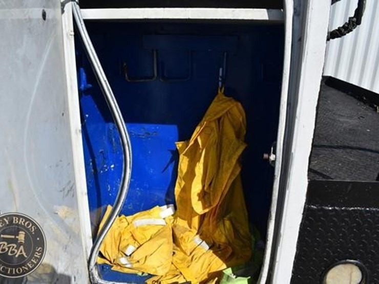 2007-gmc-topkick-c5500-image-33