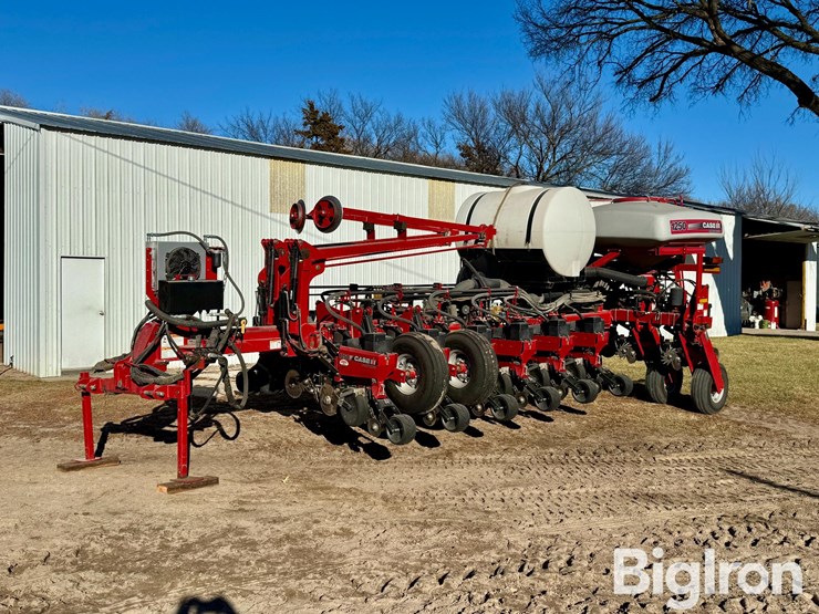 2012-case-ih-1250-image-1