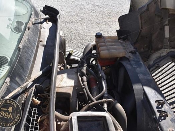 2012-international-durastar-4300-image-41