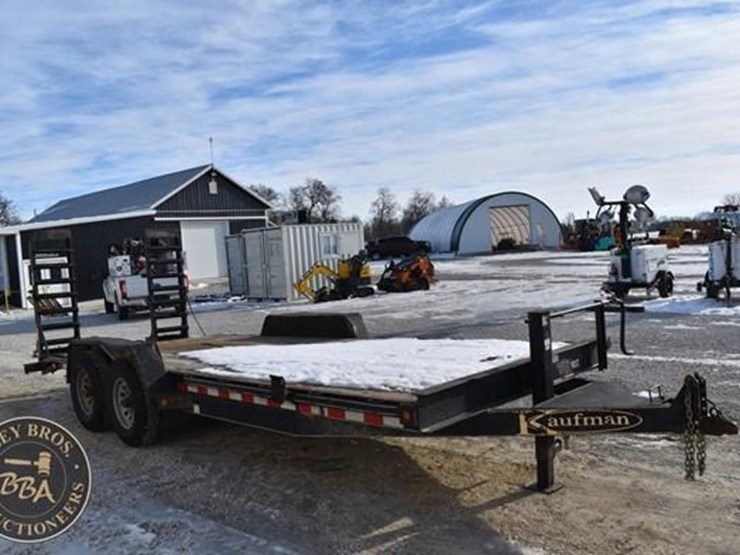 2020-kaufman-38935-image-8