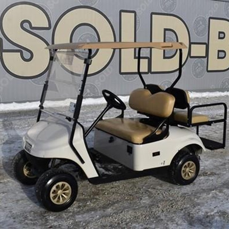 2021 E-Z-GO TXT 38915